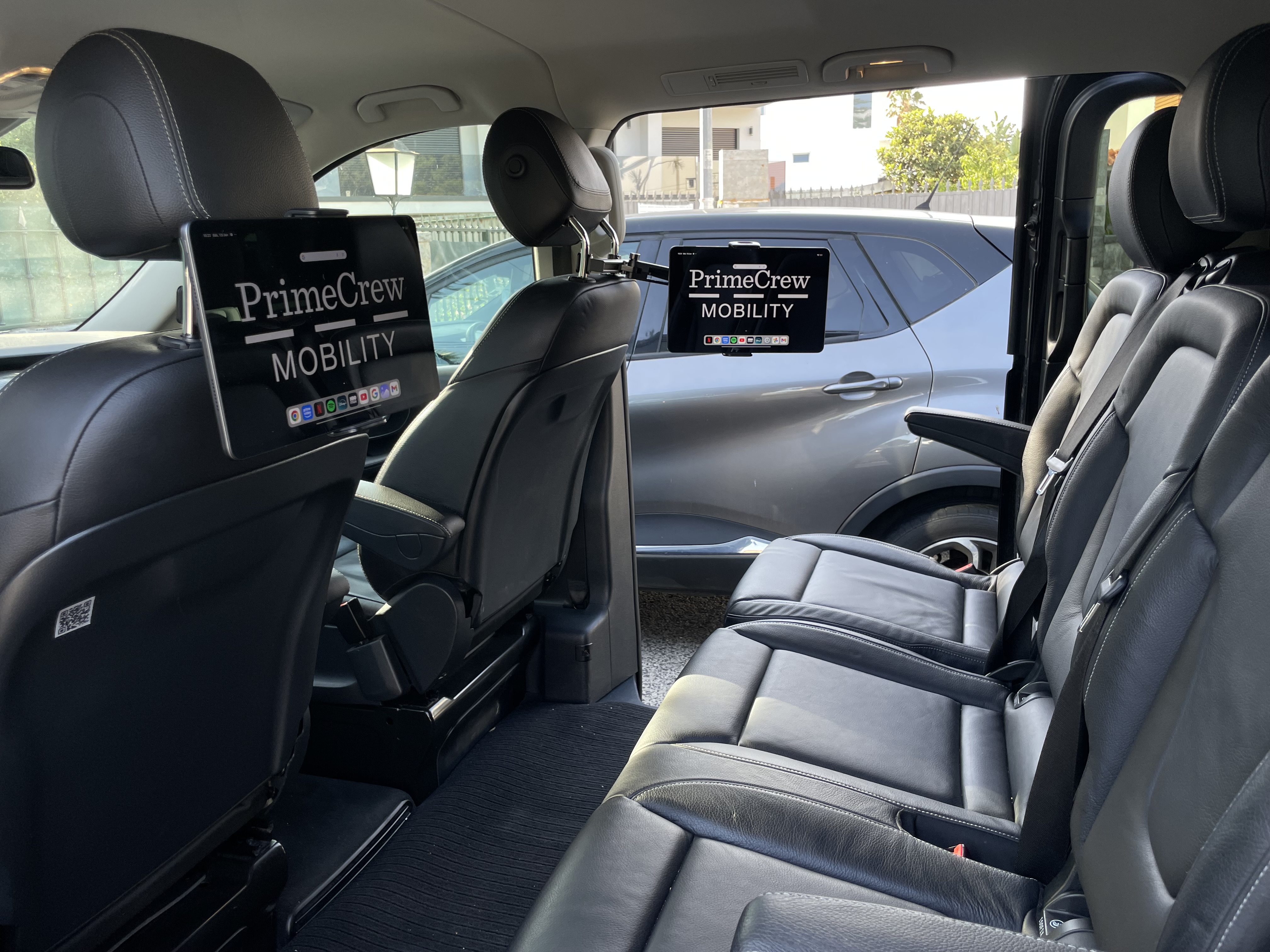 Interior view 4