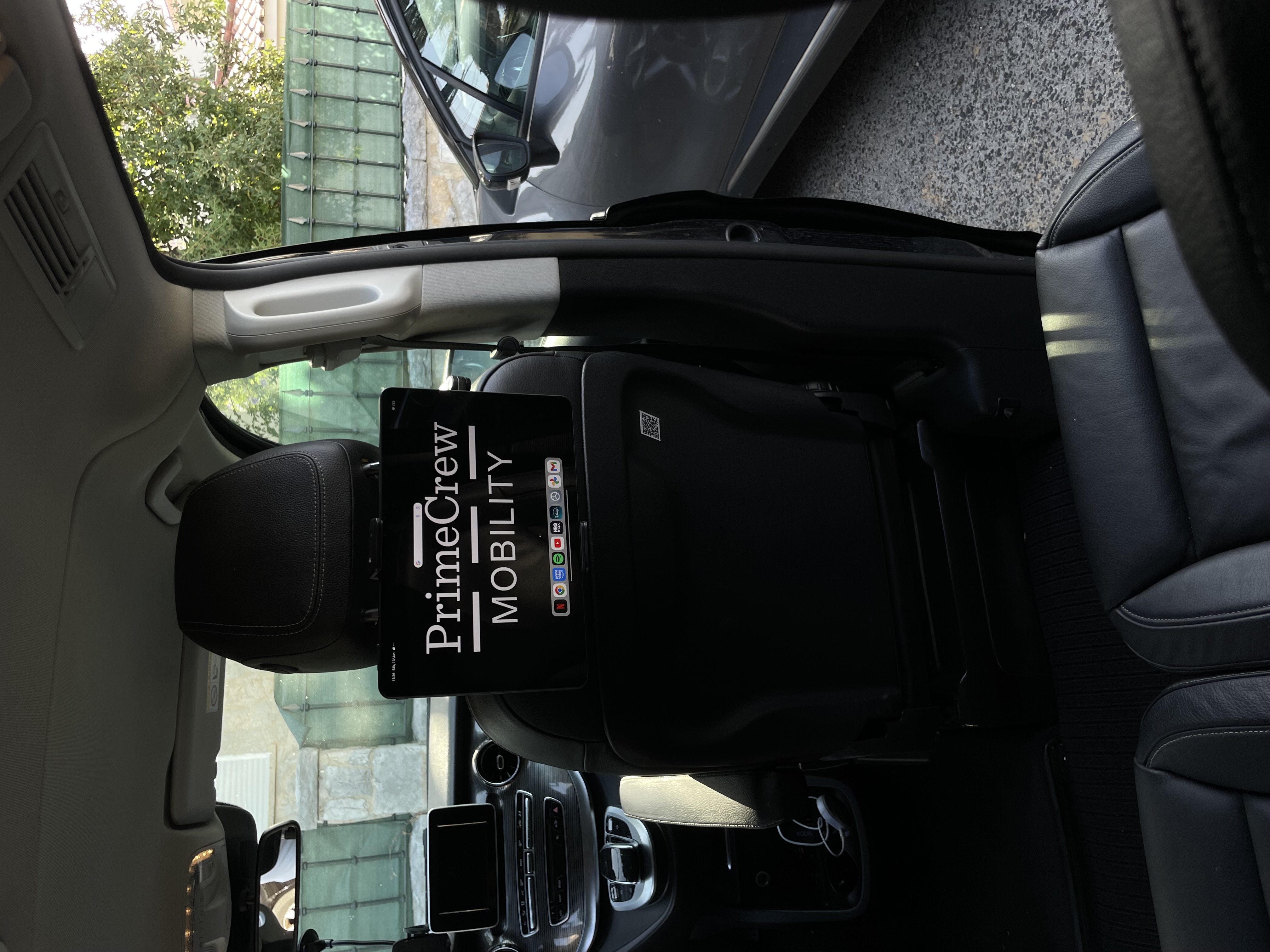 Interior view 4